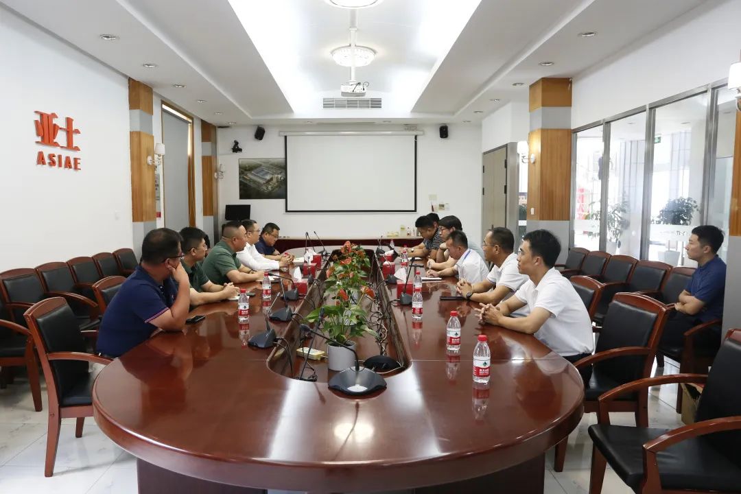 推动战略相助，，，，，北方抖圈集团携手亚士创能